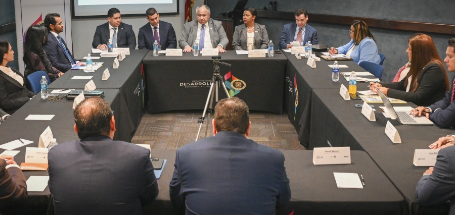 Read more about the article Secretary Del Toro Convened a meeting to Bolster Economic Development and Facilitate the Growth of Small Businesses